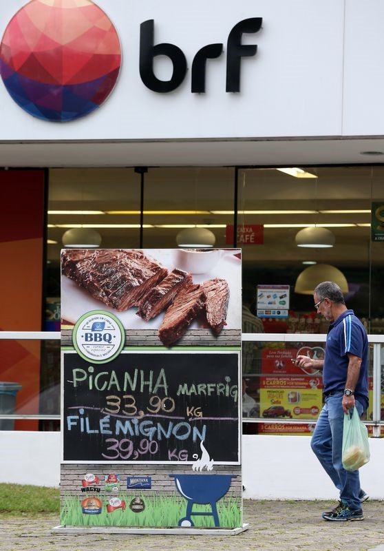 © Reuters. Detenido un directivo de la cárnica BRF en una investigación sobre carne podrida en Brasil