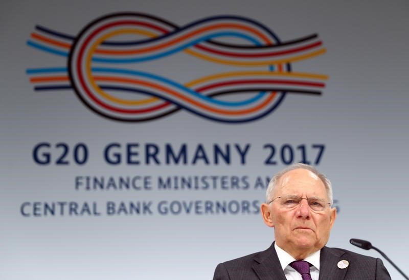 © Reuters. الرضوخ للنزعة الحمائية في بيان مجموعة العشرين يمثل انتكاسة لألمانيا