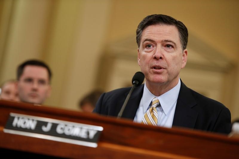 © Reuters. Comey confirma que el FBI investiga influencia rusa en elecciones de EEUU