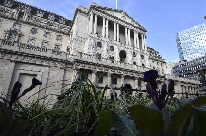 © Reuters. حصري-مصادر: إيران تحاول إقناع بنك إنجلترا بفتح حسابات مقاصة