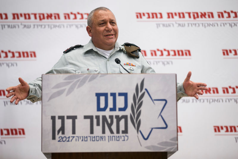 © Reuters. Israel's Chief of Staff Lieutenant-General Gadi Eizenkot delivers a speech during a Strategic Dialogue Conference in Netanya, Israel.