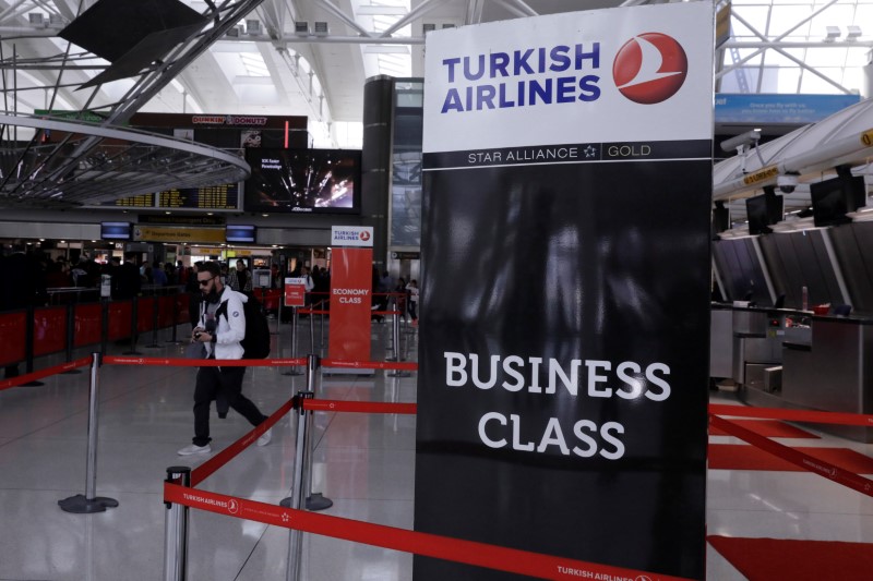 © Reuters. A sign for Turkish Airlines stands near the counters inside of JFK International Airport in New York