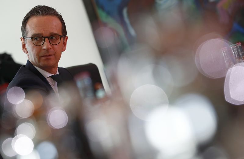 © Reuters. Justice Minister Heiko Maas attends a cabinet meeting in Berlin