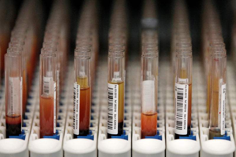 © Reuters. FILE PHOTO:  Blood samples wait to be processed at Biobank, the world's largest blood and urine sample freezer, in Stockport