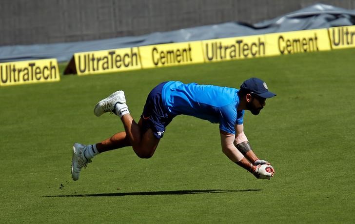 © Reuters. Cricket - India v Australia - India team practice session