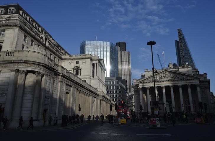 © Reuters. The Bank of England is seen in the City of  London