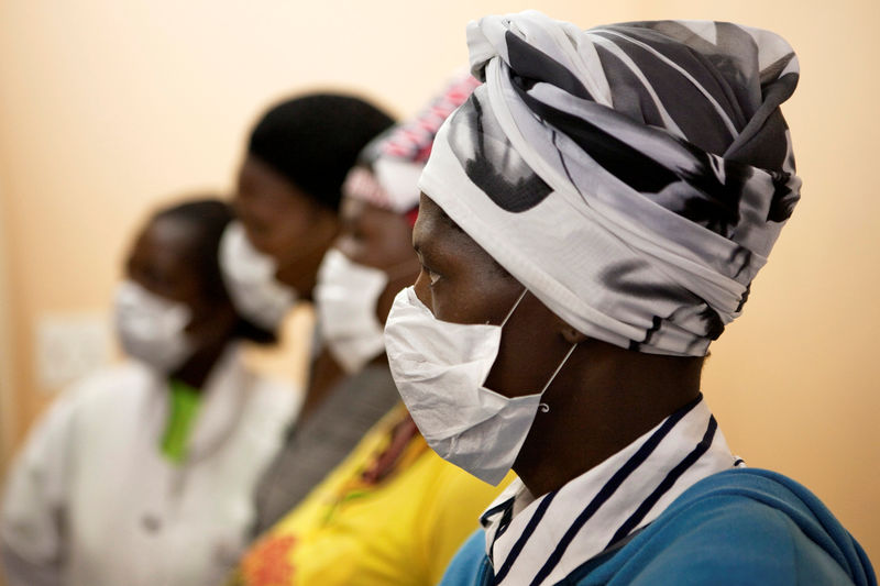 © Reuters. El progreso contra la tuberculosis, amenazado por la resistencia a los medicamentos