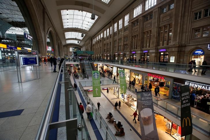 © Reuters. The main railway station Leipzig Hauptbahnhof is pictured in Leipzig