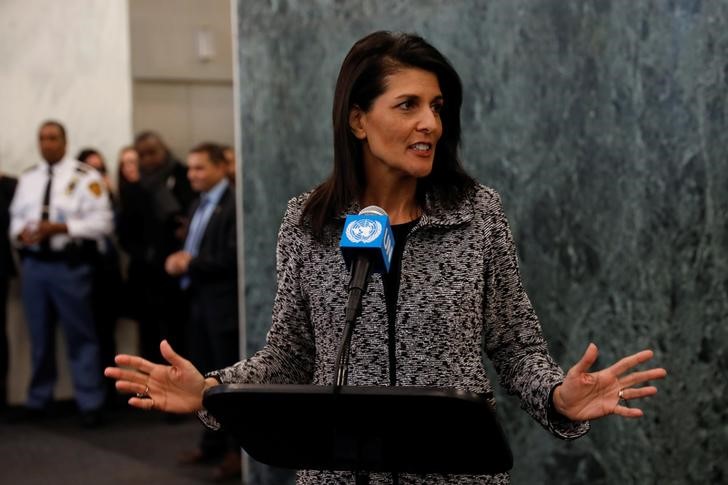 © Reuters. Newly appointed U.S. Ambassador to the United Nations Nikki Haley makes a statement upon her arrival at U.N. headquarters in New York City