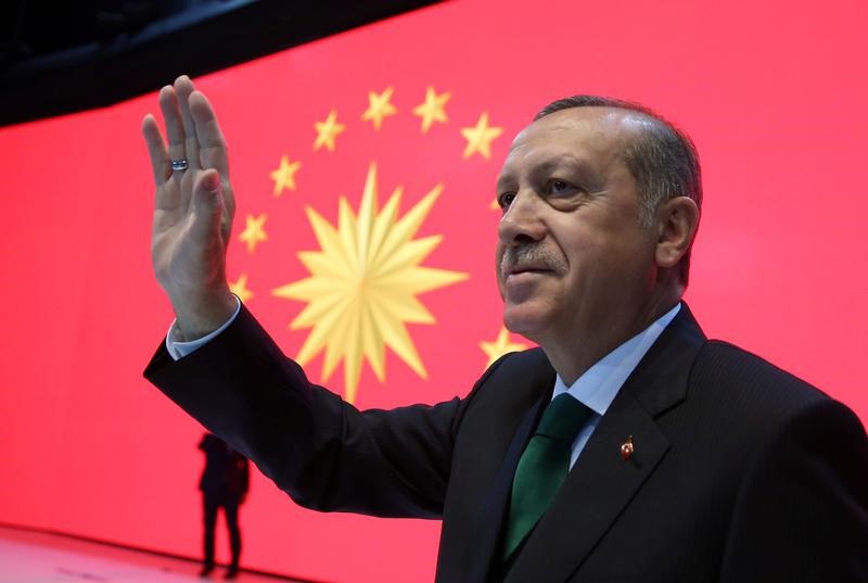 © Reuters. إردوغان يعارض أسعار الفائدة المرتفعة ويدعو لخفضها