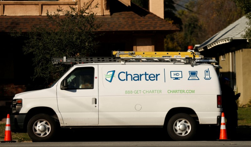 © Reuters. A Charter Communications company service van is pictured in Pasadena