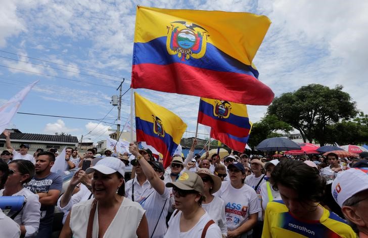 © Reuters. El opositor Lasso impugnará los resultados de las eleccioens presidenciales de Ecuador