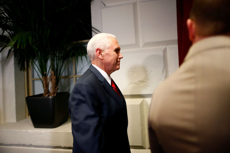 © Reuters. U.S. Vice President Mike Pence arrives at the U.S. Capitol in Washington