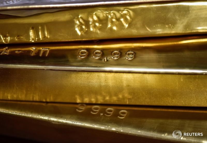 © Reuters. Слитки золота в Нацбанке Казахстана в Алма-Ате