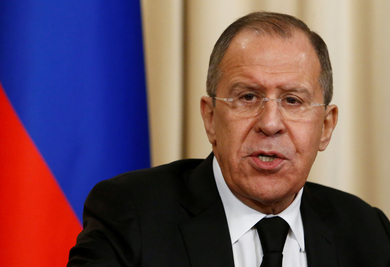 © Reuters. Russia's Foreign Minister Lavrov speaks during joint news conference with Kyrgyz Foreign Minister Abdyldaev following their meeting in Moscow