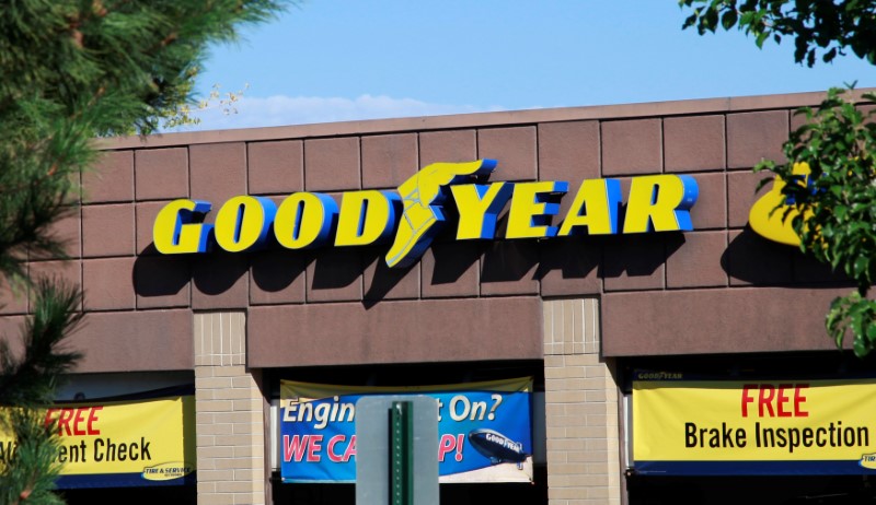 © Reuters. FILE PHOTO -  The Goodyear Tire and Rubber Co storefront is seen in Westminster, Colorado