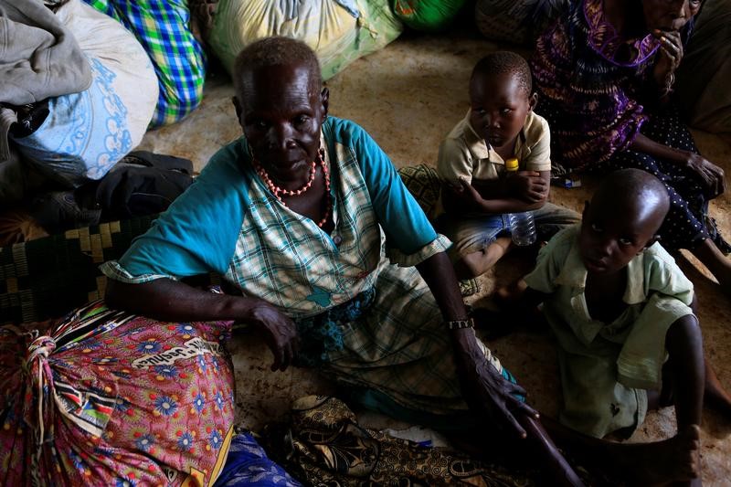 © Reuters. جنوب السودان يمنع القوات الدولية من دخول موقع مذبحة محتملة