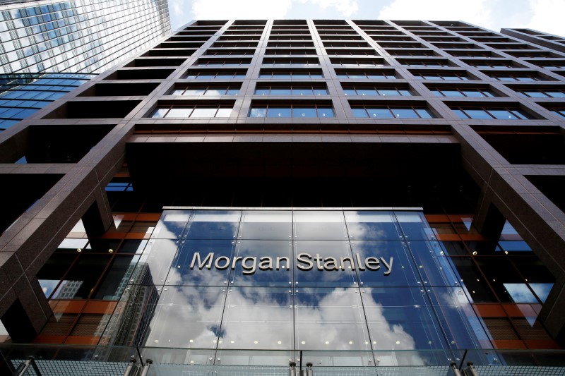 © Reuters. FILE PHOTO: Morgan Stanley London headquarters at Canary Wharf financial centre