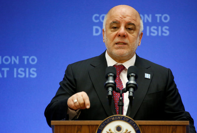 © Reuters. El primer ministro de Irak, Haider al-Abadi, formula comentarios en un plenario sobre la guerra contra Estado Islámico en el Departamento de Estado de Estados Unidos, en Washington