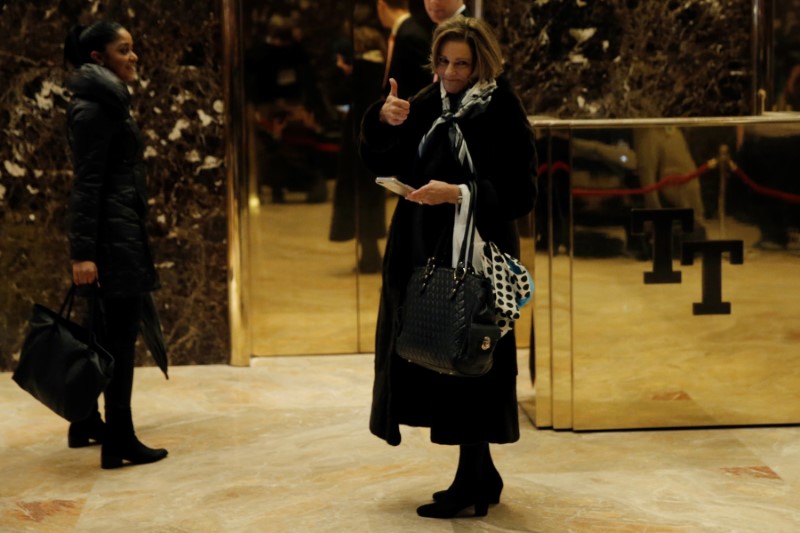 © Reuters. Kathleen Troia "K.T." McFarland arrives at Trump Tower in New York