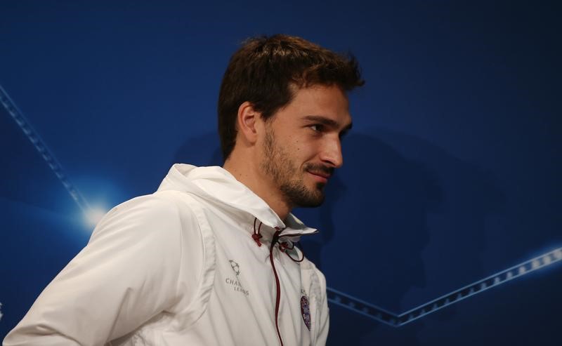 © Reuters. Bayern Munich's Mats Hummels during the press conference