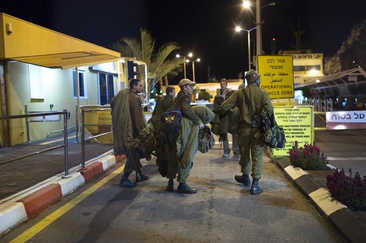 © Reuters. إسرائيل تمنع مواطنيها من الذهاب لسيناء في عيد الفصح بسبب خطر وقوع هجمات