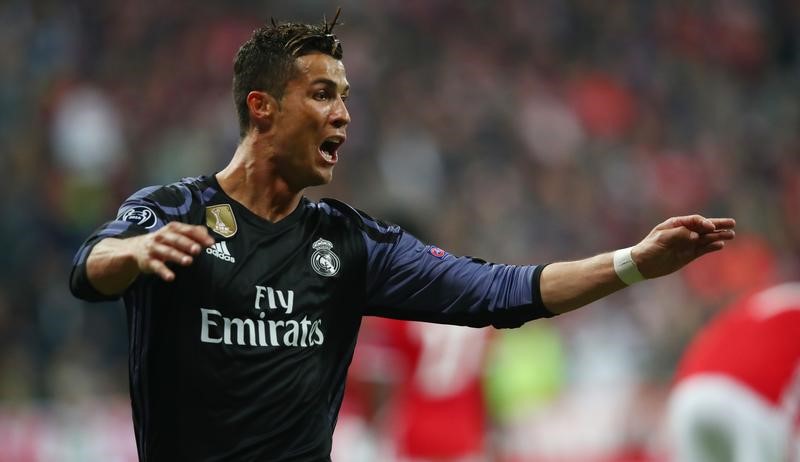 © Reuters. El Madrid va a por la Liga tras el repaso al Bayern