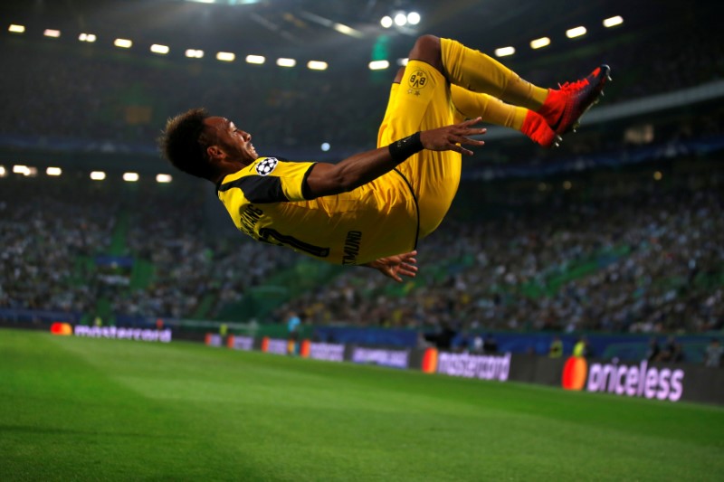 © Reuters. Football Soccer - Sporting Lisbon v Borussia Dortmund - Champions League - Group F