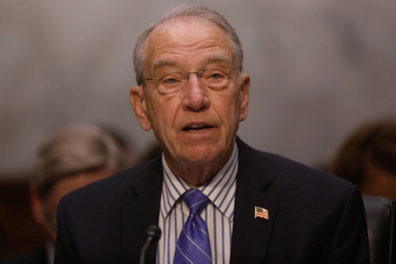 © Reuters. Chairman Sen. Chuck Grassley (R-IA) speaks during a meeting of the Senate Judiciary Committee to discuss the nomination of Judge Neil Gorsuch to the Supreme Court on Capitol Hill