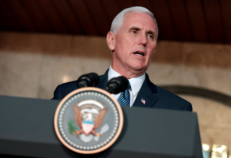 © Reuters. U.S. Vice President Mike Pence speaks to journalists during a press conference at the ASEAN Secretariat in Jakarta