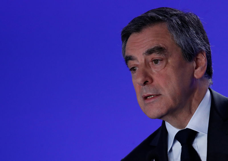 © Reuters. Fillon, el liberal herido por los escándalos de trabajos falsos