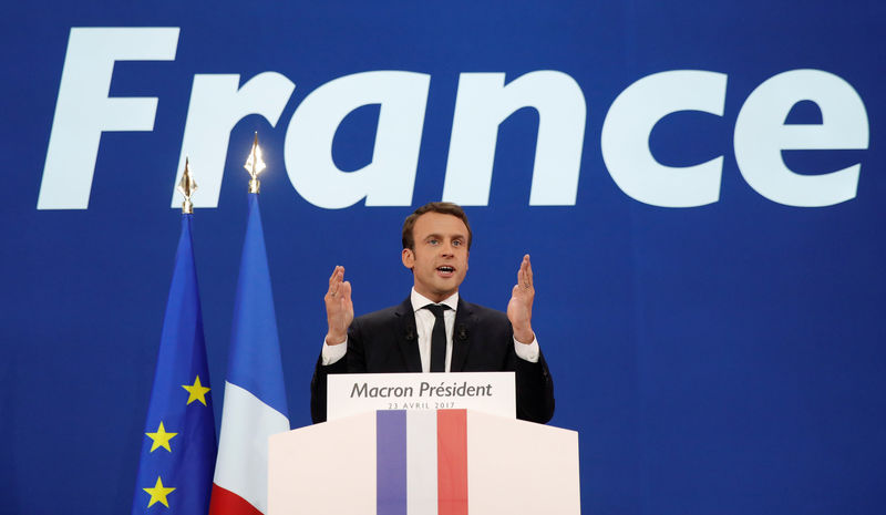 © Reuters. El Ibex abre con fuerte avance al alejarse temores por Francia