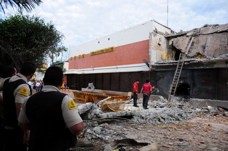 © Reuters. Muere un policía en un asalto tipo comando a una oficina de Prosegur en Paraguay