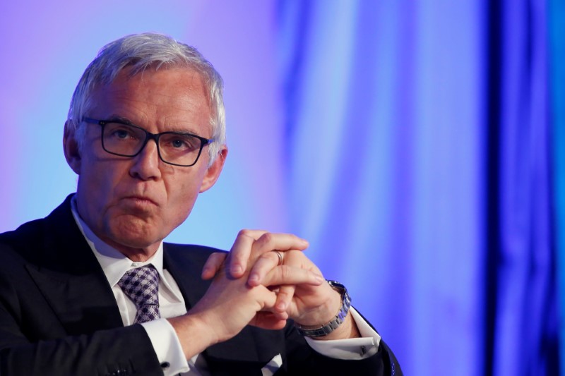 © Reuters. Credit Suisse's chairman Rohner attends the 2016 IIF Spring Membership meeting in Madrid