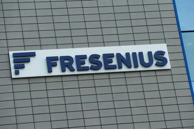 © Reuters. Fresenius compra el fabricante de genéricos Akorn y los biosimilares de Merck