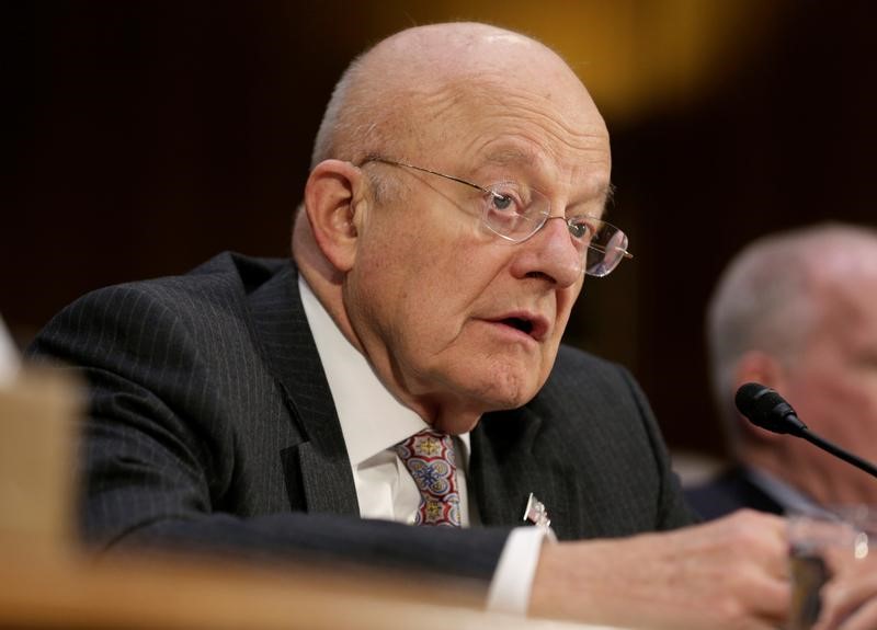 © Reuters. Director of National Intelligence James Clapper testifies to the Senate Select Committee on Intelligence hearing on “Russia’s intelligence activities" on Capitol Hill in Washington