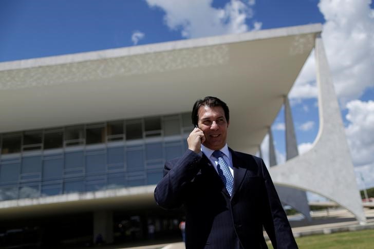 © Reuters. Arthur Maia deixa Palácio do Planalto