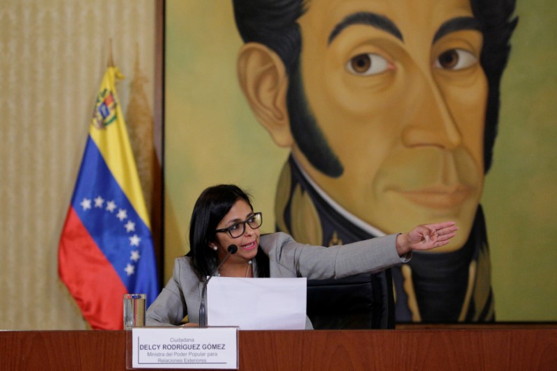 © Reuters. Chanceler da Venezuela, Delcy Rodríguez, durante coletiva de imprensa em Caracas