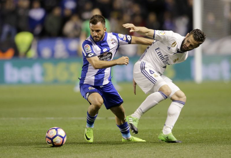 © Reuters. Football Soccer- Spanish La Liga Santander - Deportivo v Real Madrid