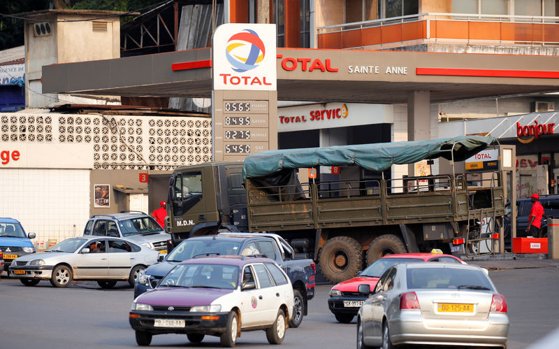 © Reuters. FILE PHOTO: A Total gas station is seen in Libreville