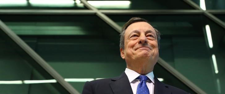 © Reuters. ECB President Draghi addresses a news conference at the ECB headquarters in Frankfurt