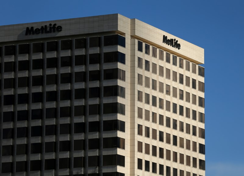 © Reuters. FILE PHOTO: A MetLife Inc  building is shown in Irvine, California, U.S., January 24, 2017.   REUTERS/Mike Blake A MetLife Inc  building is shown in Irvine, California