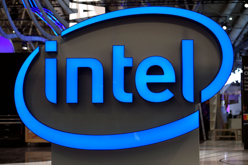 © Reuters. FILE PHOTO: Intel's logo is pictured during preparations at the CeBit computer fair in Hanover