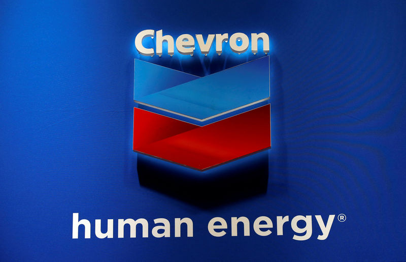 © Reuters. The logo of Chevron Corp is seen in its booth at Gastech, the world's biggest expo for the gas industry, in Chiba