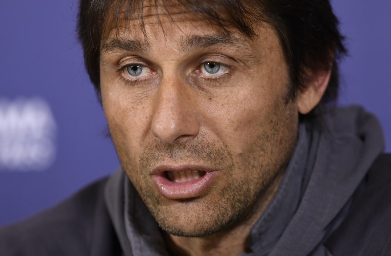 © Reuters. Chelsea manager Antonio Conte during the press conference