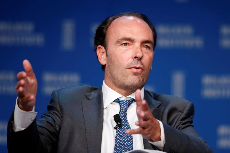 © Reuters. FILE PHOTO: Kyle Bass, Chief Investment Officer of Hayman Capital Management, speaks at the Milken Institute Global Conference in Beverly Hills
