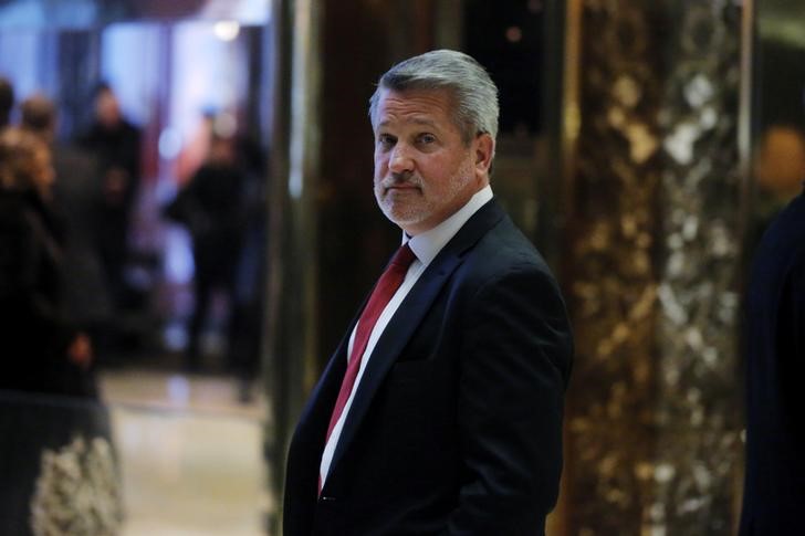 © Reuters. FILE PHOTO - Fox News President Bill Shine departs after meeting with U.S. President-elect Donald Trump at Trump Tower in the Manhattan borough of New York