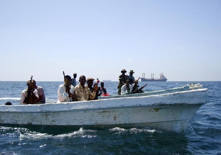 © Reuters. تقرير: زيادة الهجمات المسلحة على السفن غرب أفريقيا