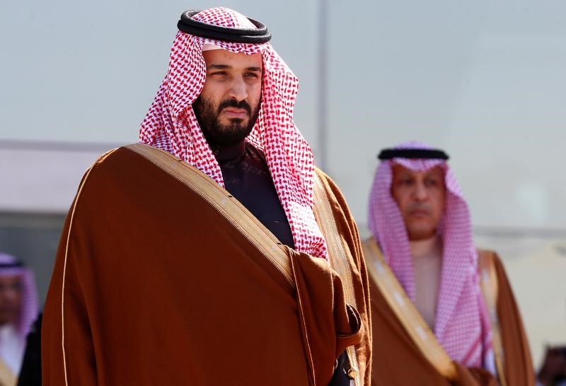 © Reuters. الأمير محمد بن سلمان: لا خلاف بين المملكة ومصر على "سعودية" تيران وصنافير