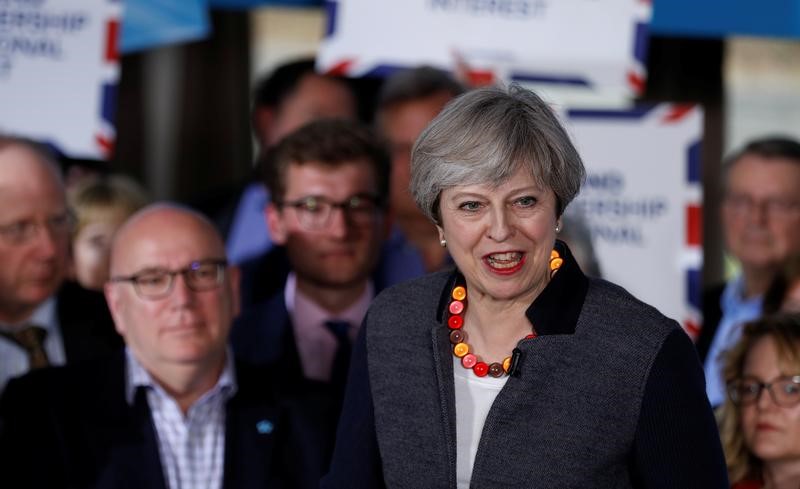 © Reuters. Britain's Prime Minister Theresa May speaks at a campaign event in Bristol